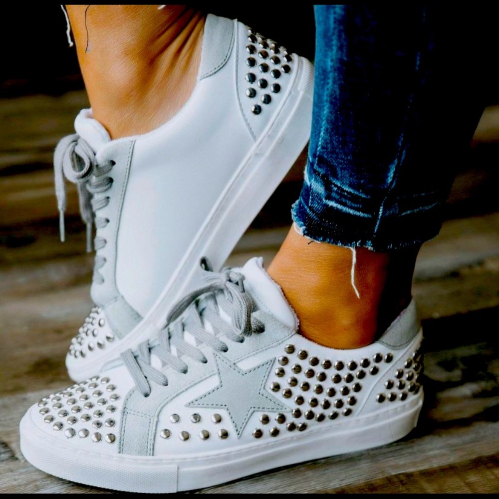 Steve Madden Women’s Turner sneaker NWOT